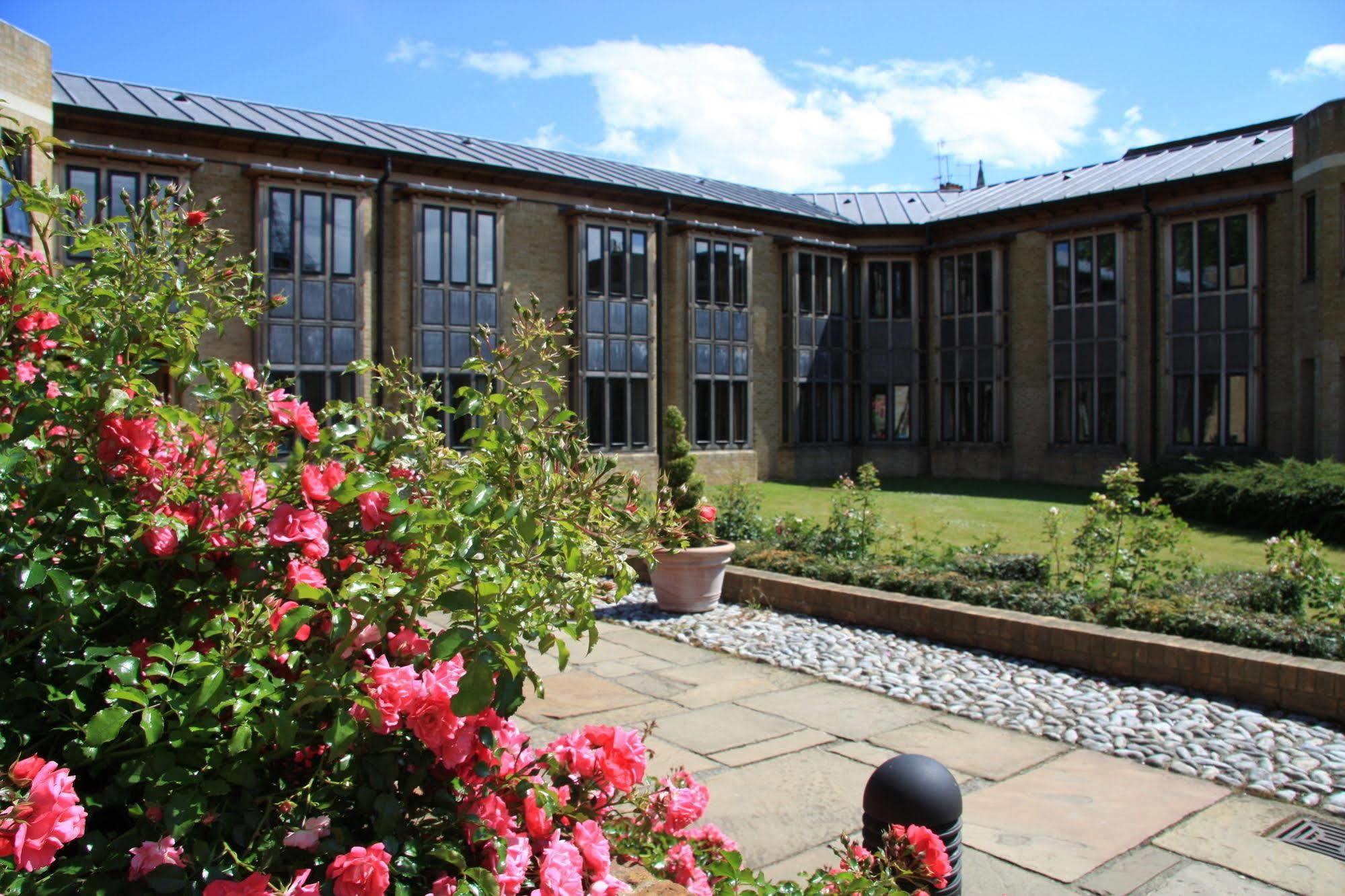 Canterbury Cathedral Lodge Exterior photo